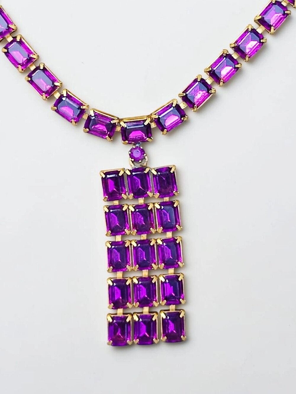 Fabulous Vintage Purple Amethyst Glass Tassel Pendant Necklace